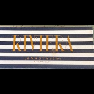EUC Anastasia Beverly Hills Riviera Eyeshadow Palette (only swatched)!